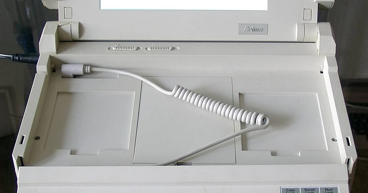 ARIMA Laptop Tastatur abgenommen, Baujahr 1990